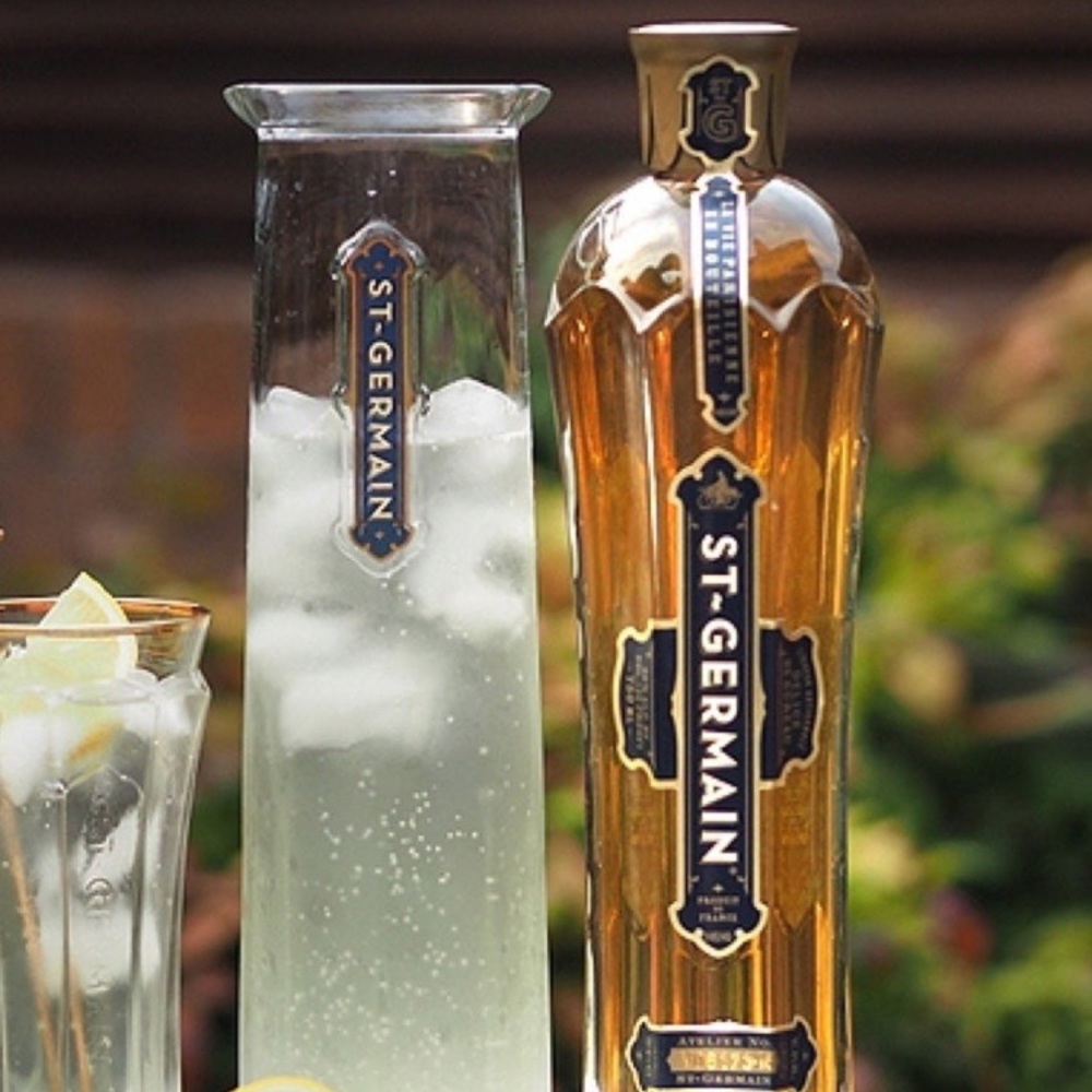 Bar Ware: Cocktail Mixer Water Jug St Germaine flower Vase Decanter w/Stirrer